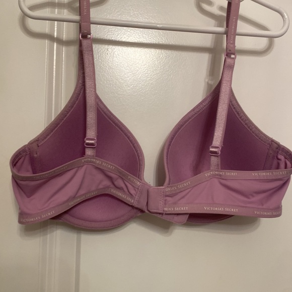 VS lavender bra B cup, B32 - Picture 3 of 4